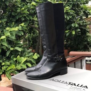 Aquatalia 9.5